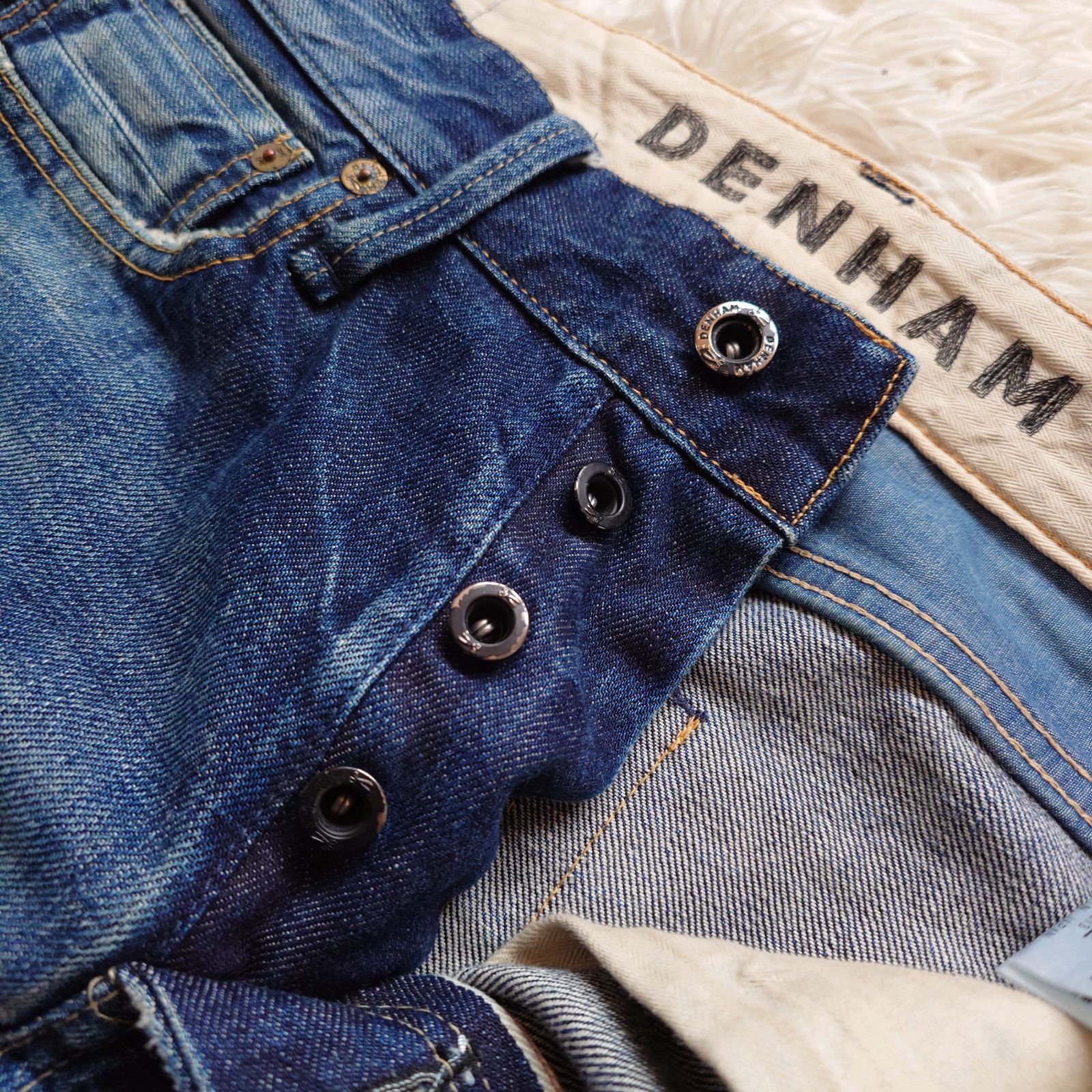 DENHAM デンハム RAZOR MIJ 54（日本製）W31 ペイント ヒゲ ハチノス 