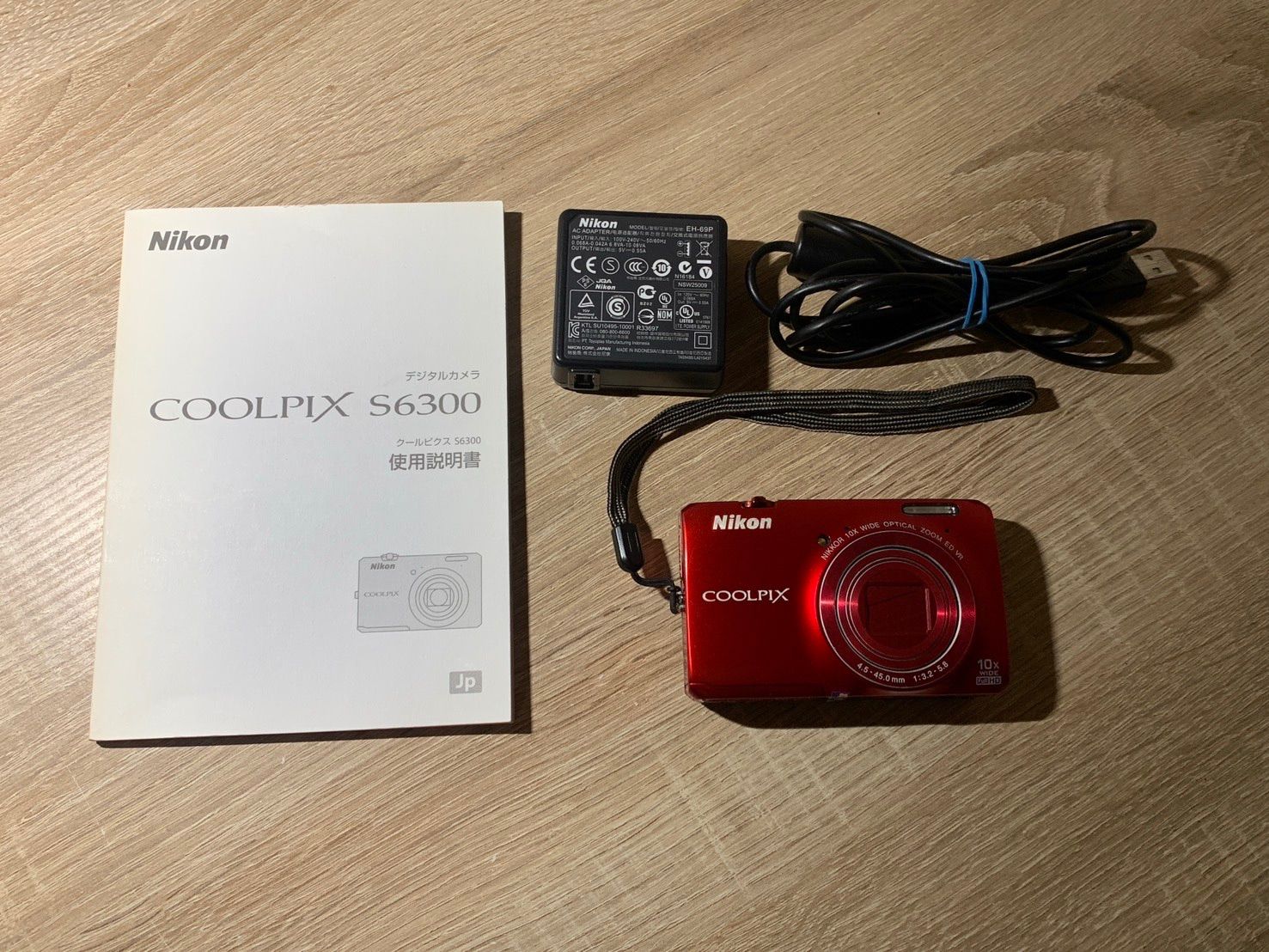 0584 Nikon COOLPIX S6300 レッド デジカメ 【ネ】