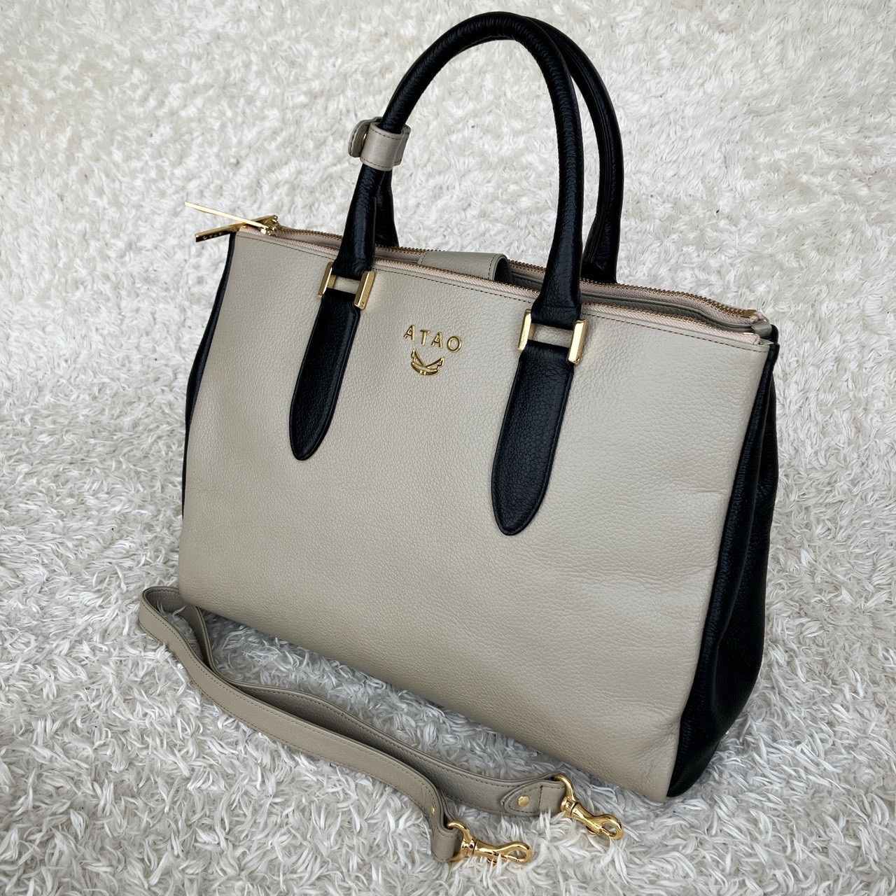 新品！ATAO アタオ ドリー 2way ショルダーバッグ ハンドバッグ グレー