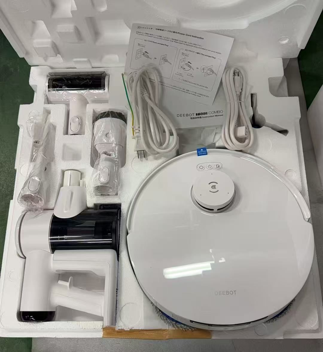 DEEBOT T30S COMBO お掃除ロボット（11,000Paの吸引力，絡まり防止技術，全自動ゴミ回収ステーション ）//730258 /6970135033461