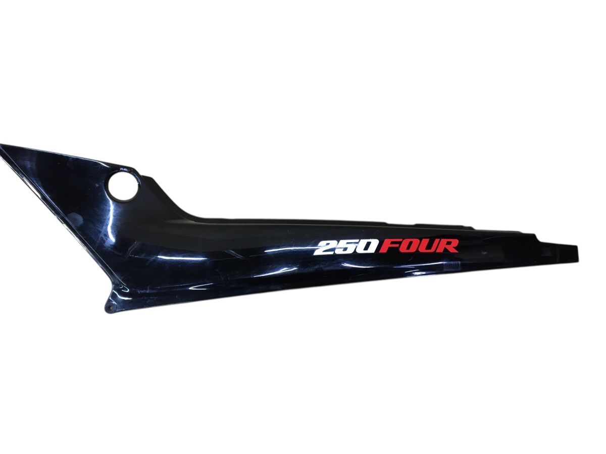 HONDA　CBR250F　MC17　テールカウル　シートカウル　左　絶版希少品　交換　補修にも（中古）TO-Z4885