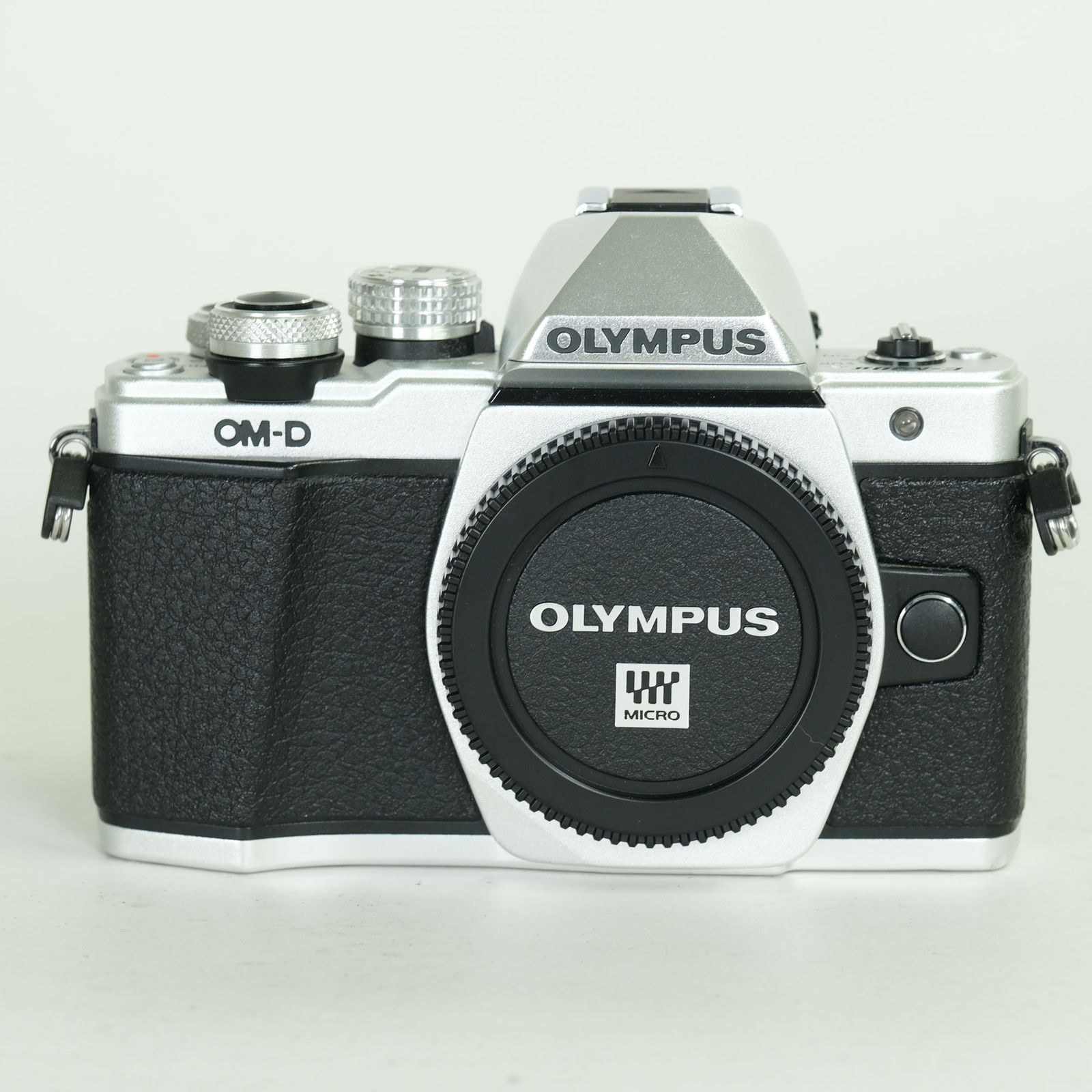 良品 | シャッター数3,290回] OLYMPUS OM-D E-M10 Mark II [ボディ