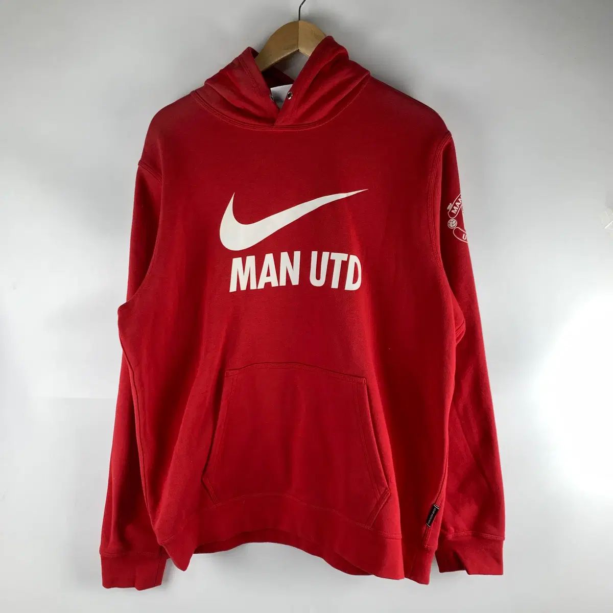 ナイキ マンチェスター・ユナイテッドFC レッド フードTシャツ XL 