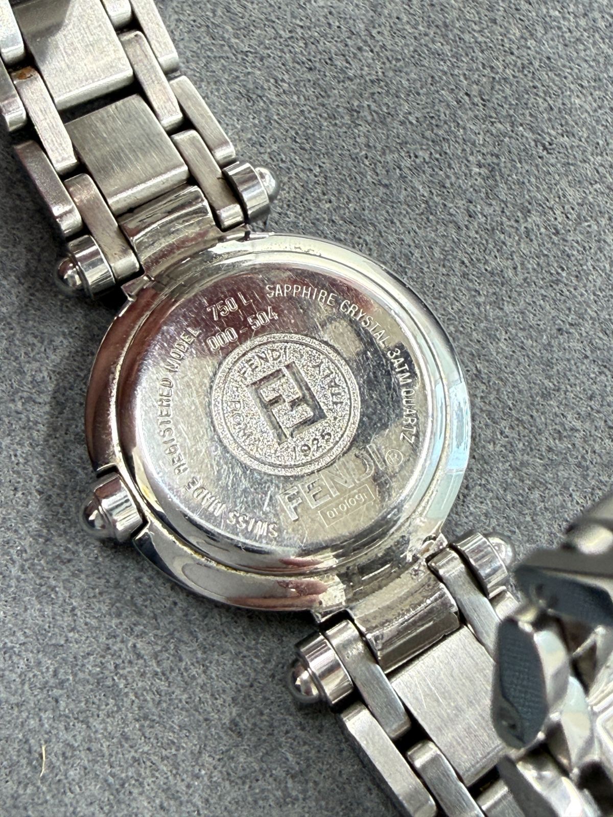 D【ヴィンテージ】FENDI フェンディ 腕時計 750L 000-504 電池切れ 