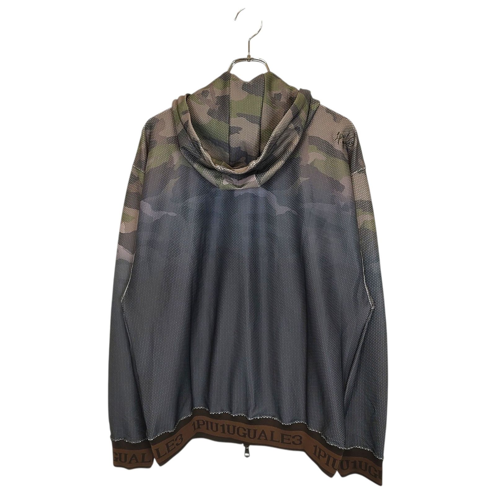 1PIU1UGUALE3 SPORT ウノピゥウノウグァーレトレ スポーツ ZIP UP CAMO 