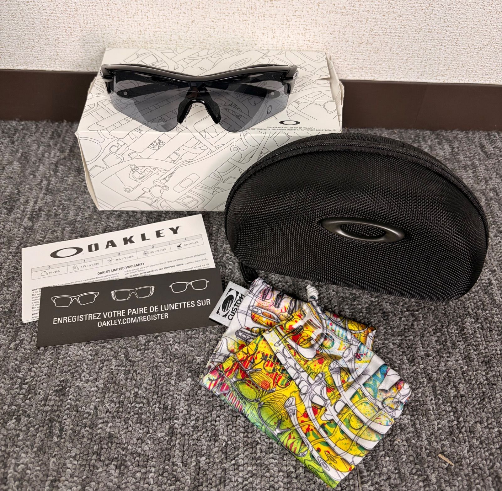 【福岡発】OAKLEY オークリー レーダーロックブラック サングラス
