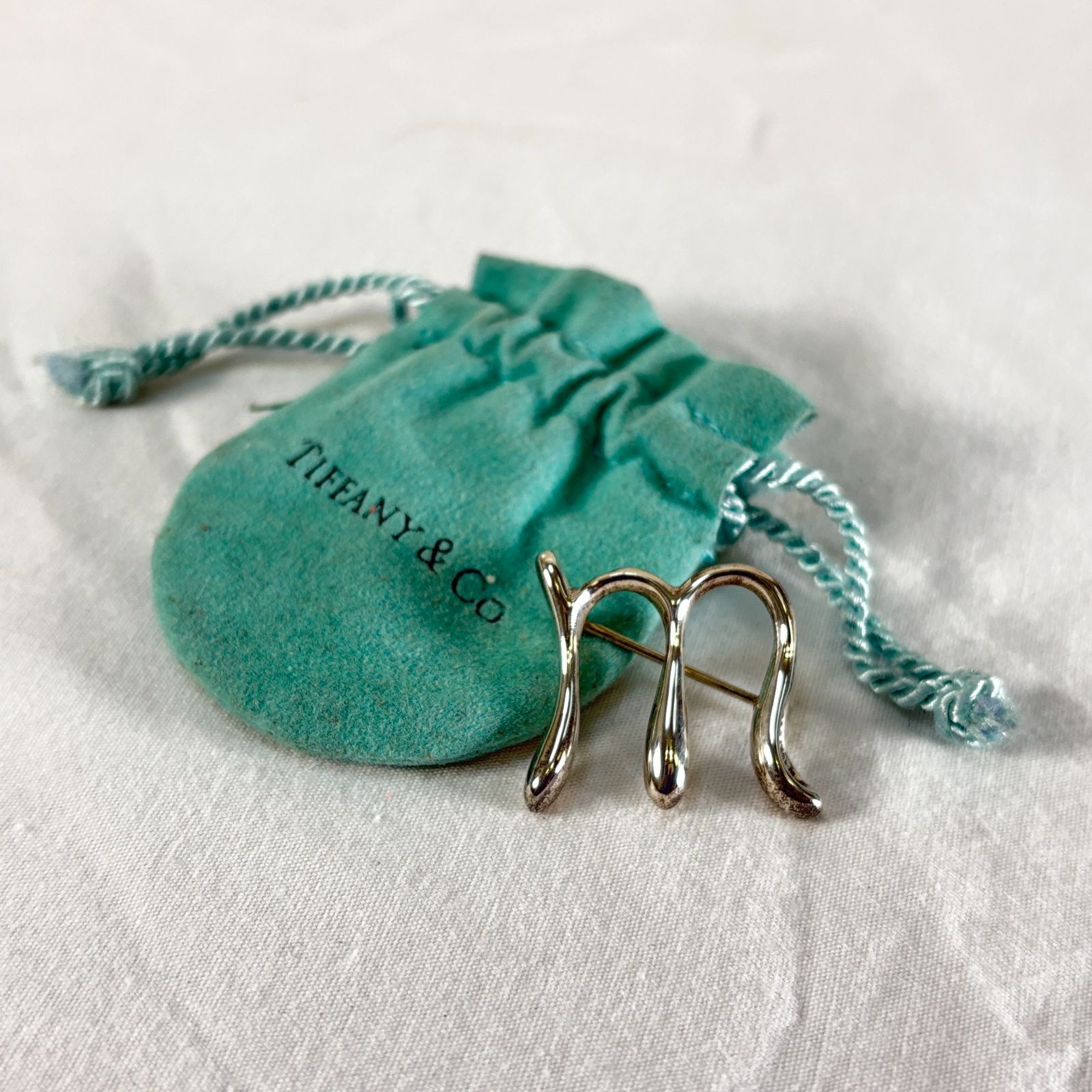 TIFFANY&Co. ティファニー イニシャル M ブローチ シルバー925 6.27g