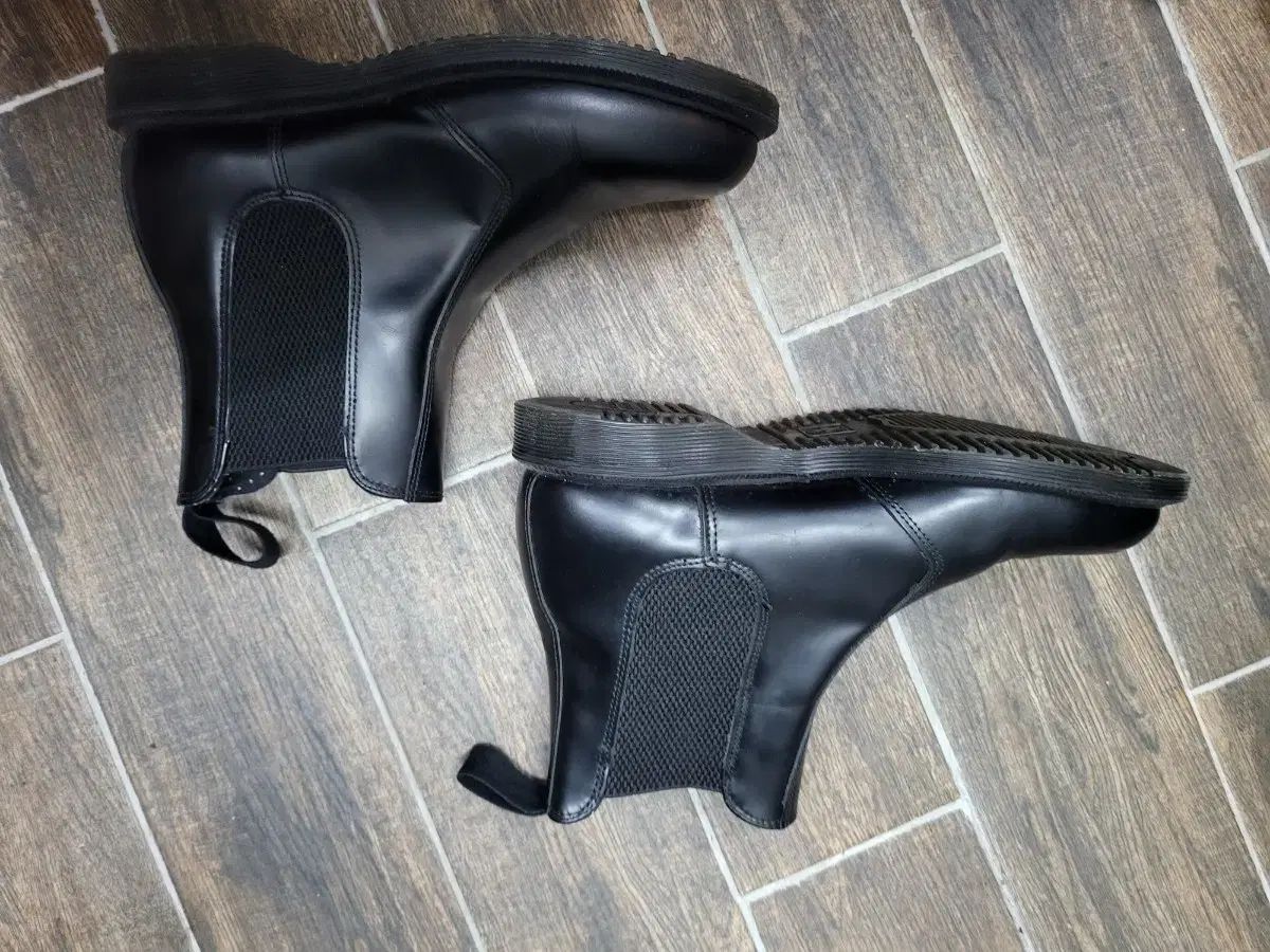 DR. MARTENS ドクターマーチン ブラック チェルシー ブーツ