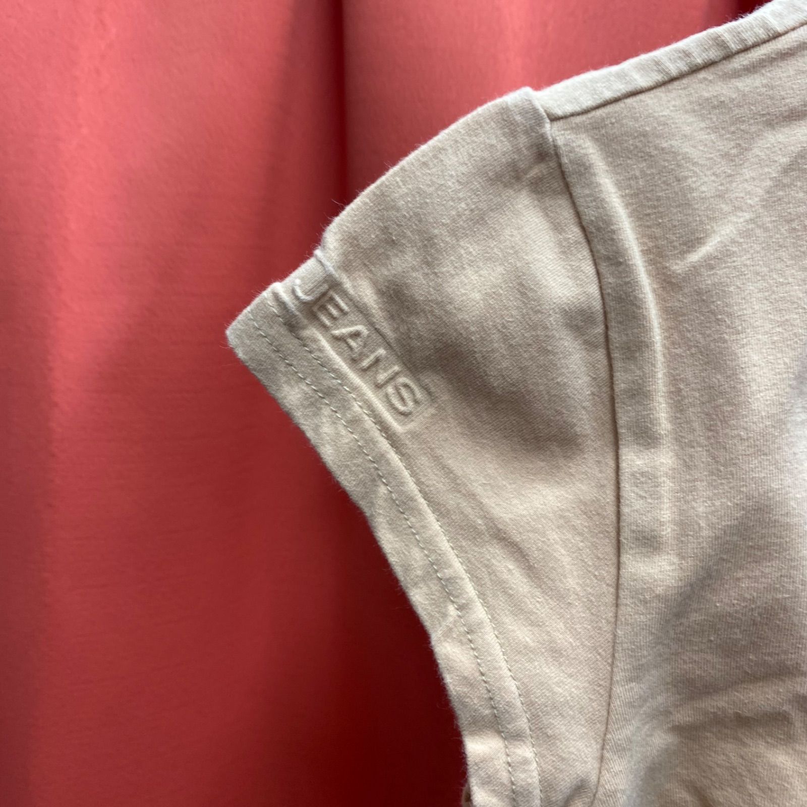 FENDI フェンディ ジーンズ シャツ Tシャツ Vネック ベージュ