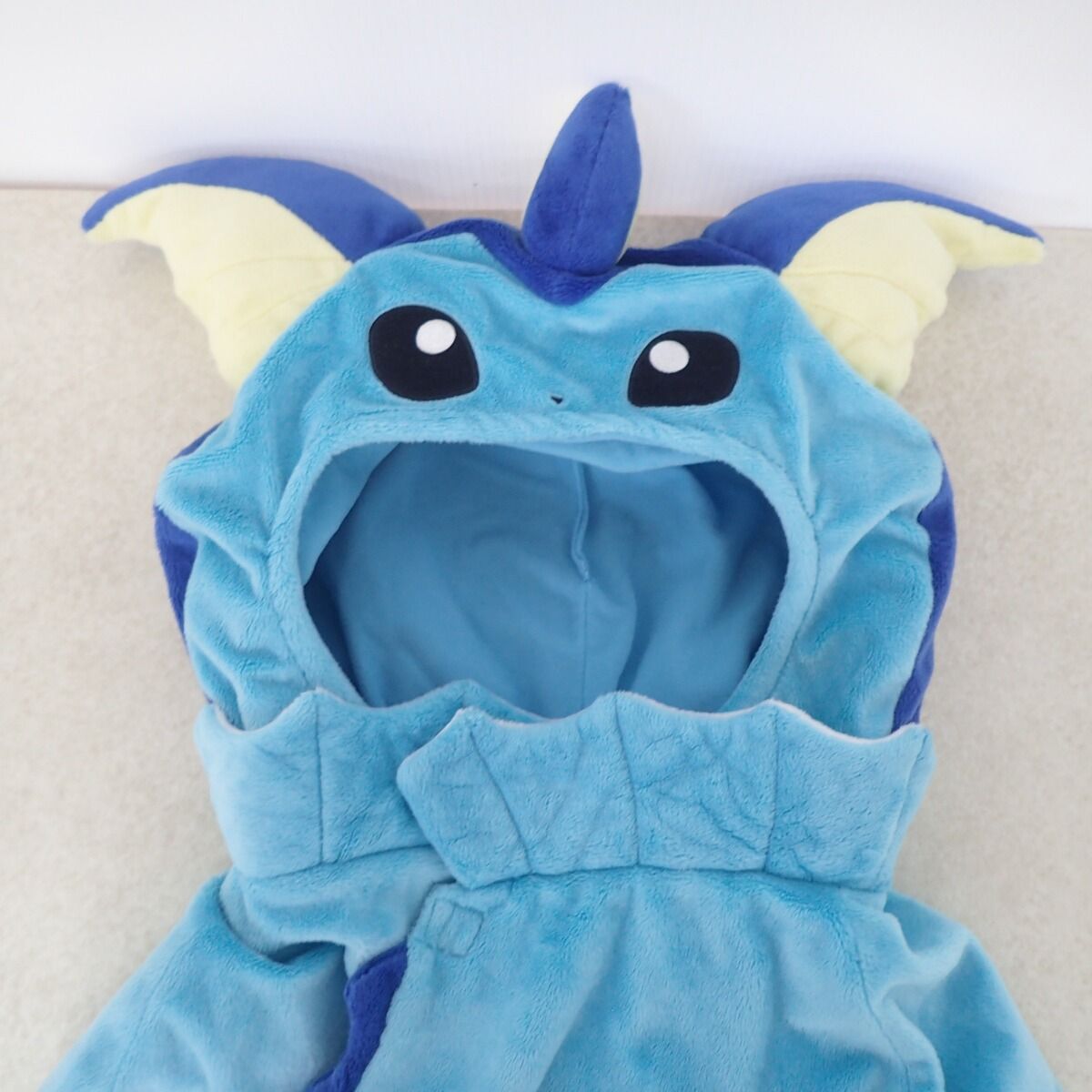 ポケモンセンター フード付きポンチョ シャワーズ 紙タグ無