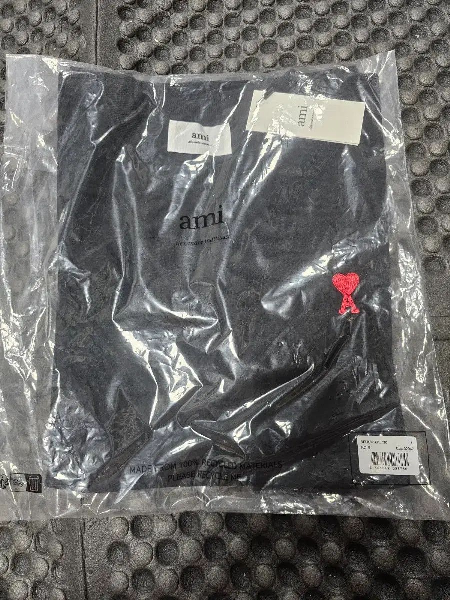 アミ スモール ハート ブラック 長袖Tシャツ L
