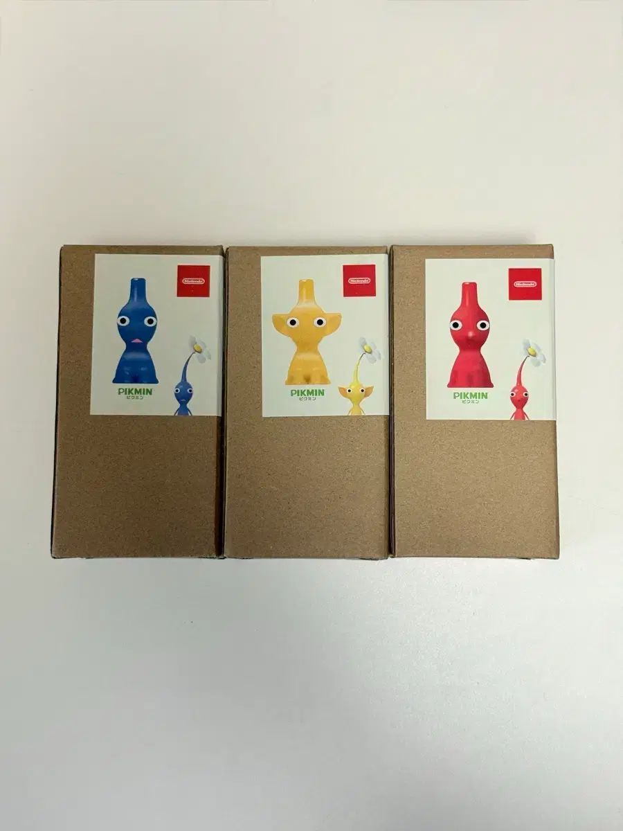 ピクミン花瓶花瓶3種類まとめ + マリオバッジセット