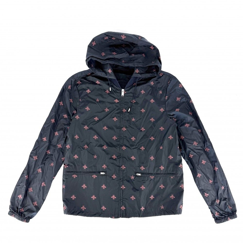グッチ ブルゾン メンズ Bee 蜂 ジャケット アウター アパレル 服 フード付き GUCCI 46 ネイビー 紺 レッド 赤 シルバー金具 ナイロン 春 秋 美品【中古品】