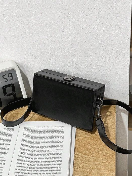 バッグ メンズ ショルダーパック 1個 メンズバッグ、ニッチなクロスボディ メンズショルダーバッグ、日本風メンズバッグ、ショルダーバッグ、ボックス型バッグ、小さな四角いバッグ、クロスボディメンズバッグ