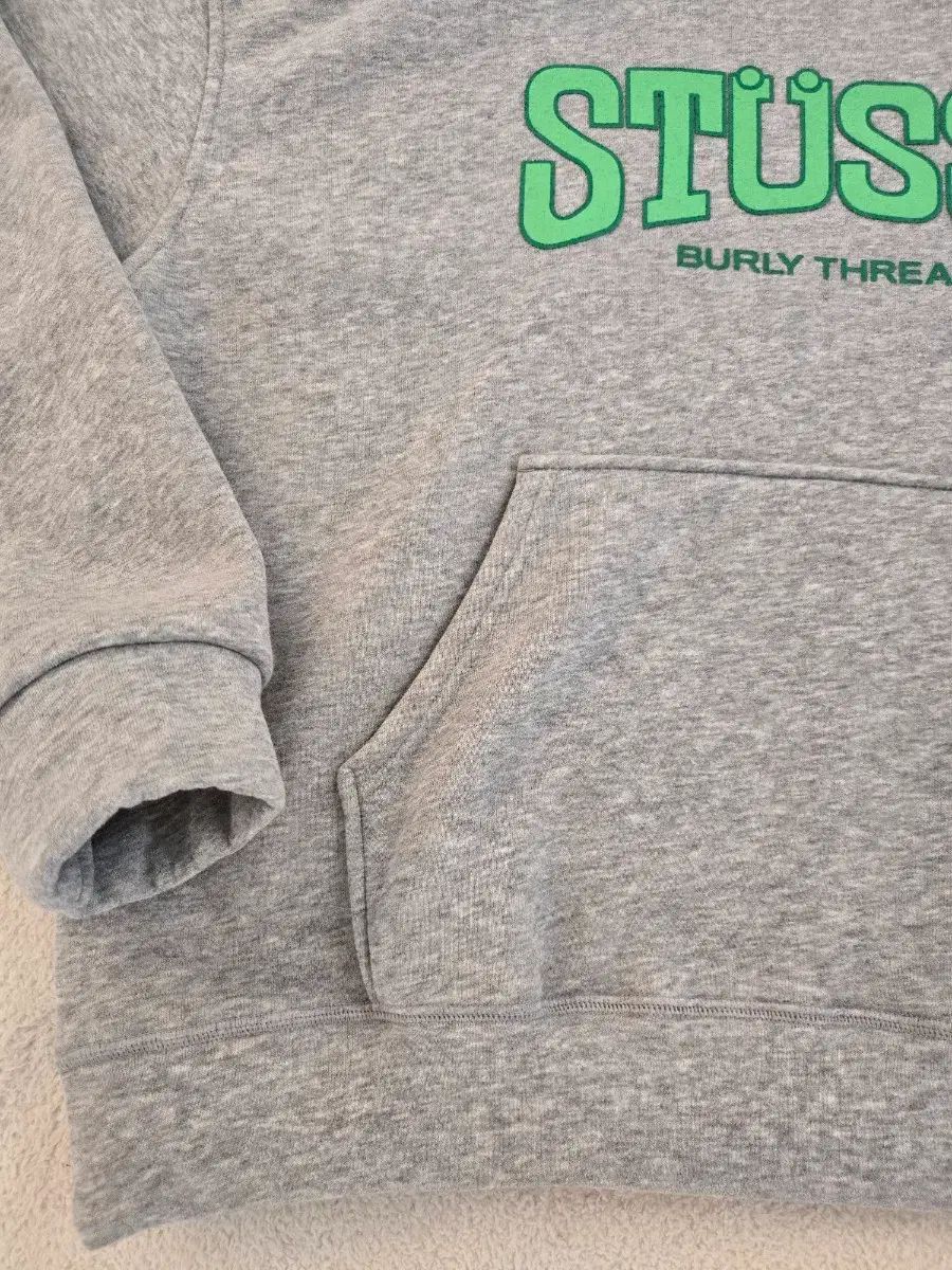 STUSSY BERRY THREAD クロップド フーディー XXL