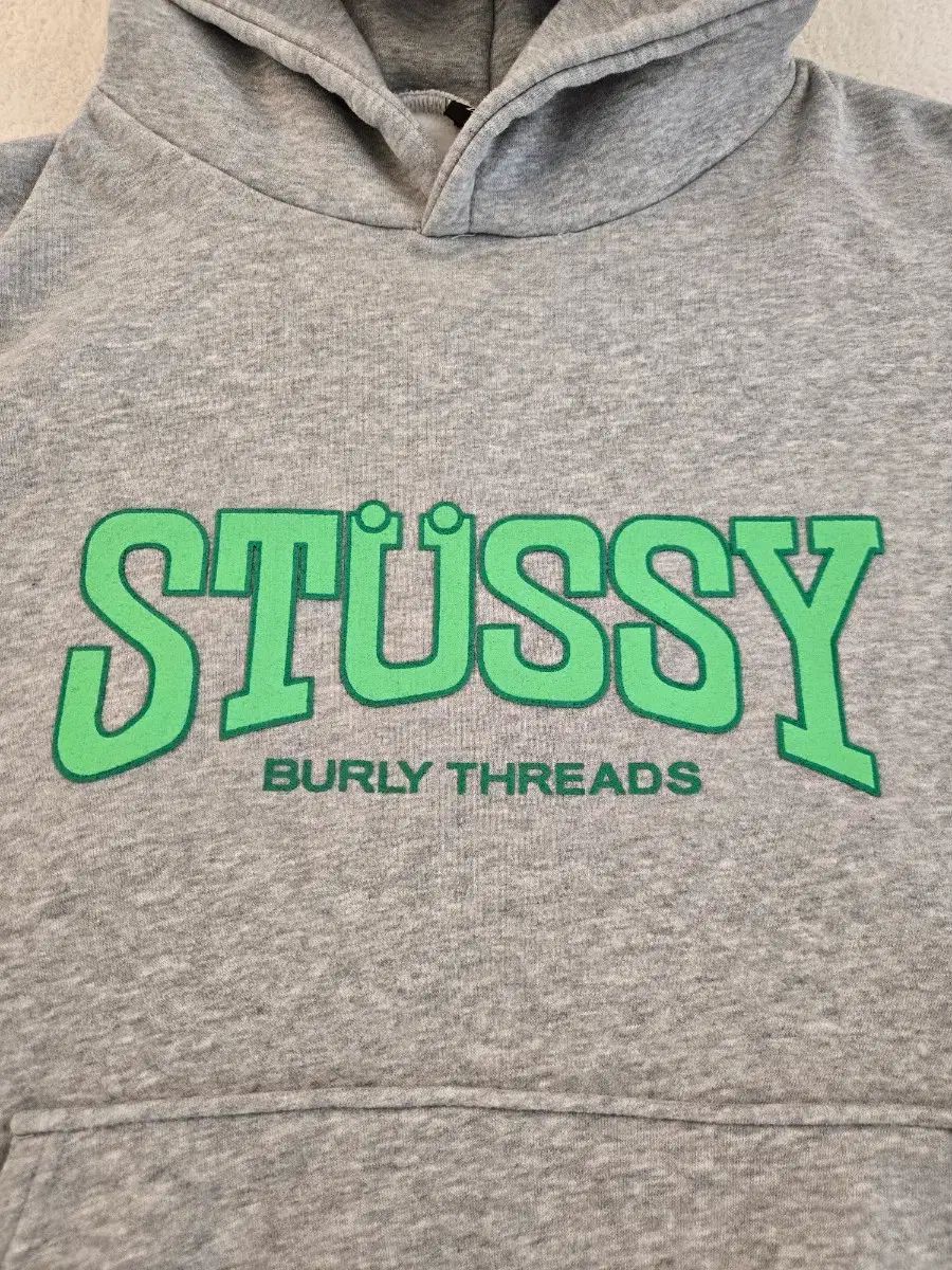 STUSSY BERRY THREAD クロップド フーディー XXL