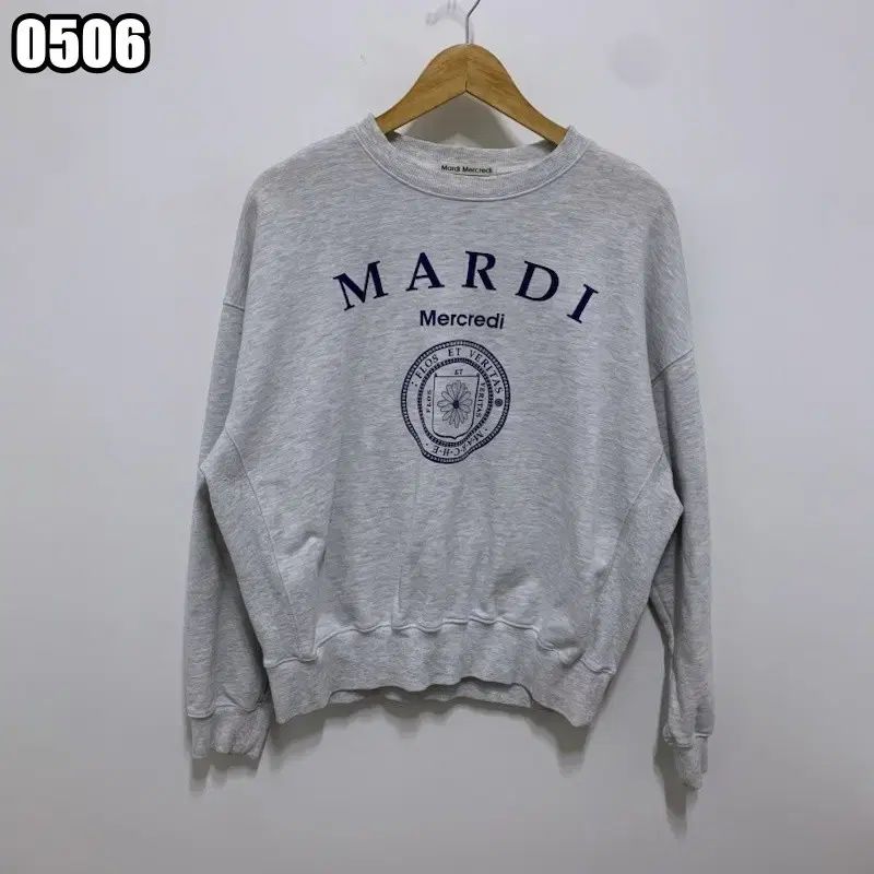 M Mardi Mercredi マルディメクルディ BIGロゴ スウェット