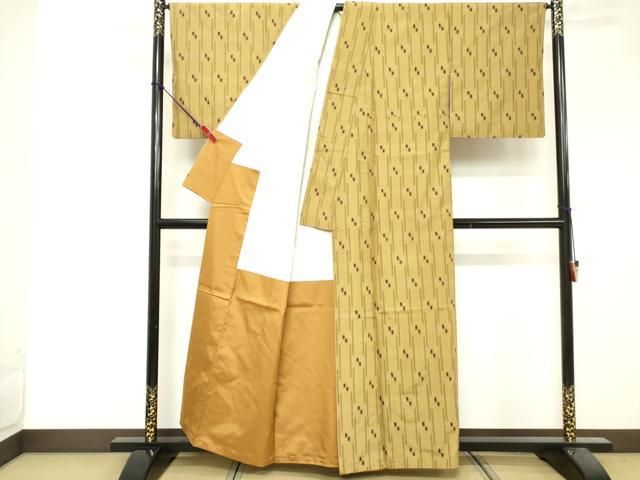 平和屋着物▽上質な紬　単衣　枝葉文　正絹　逸品　DAAT9917az 平和屋着物□上質な紬 抽象文様 正絹 逸品 DABF9574cd - メルカリ