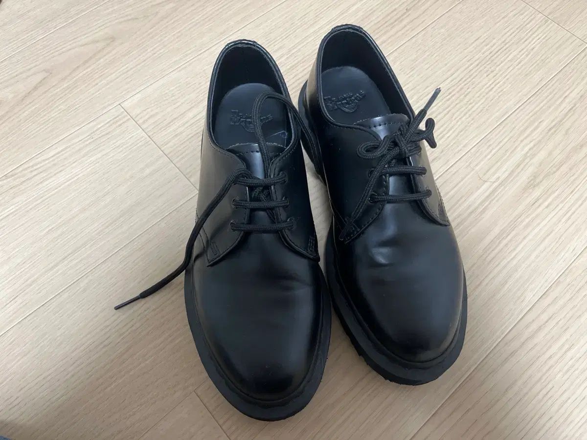 DR. MARTENS ドクターマーチン 14345 ブラック uk5 (使用感 적음)