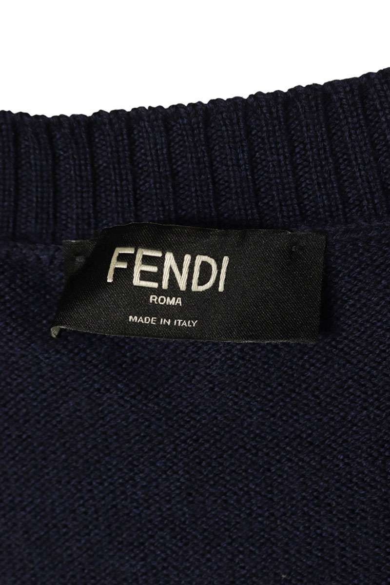 フェンディ FAE546 APXJ ズッカ柄刺繍ニットベスト メンズ 48 - メルカリ