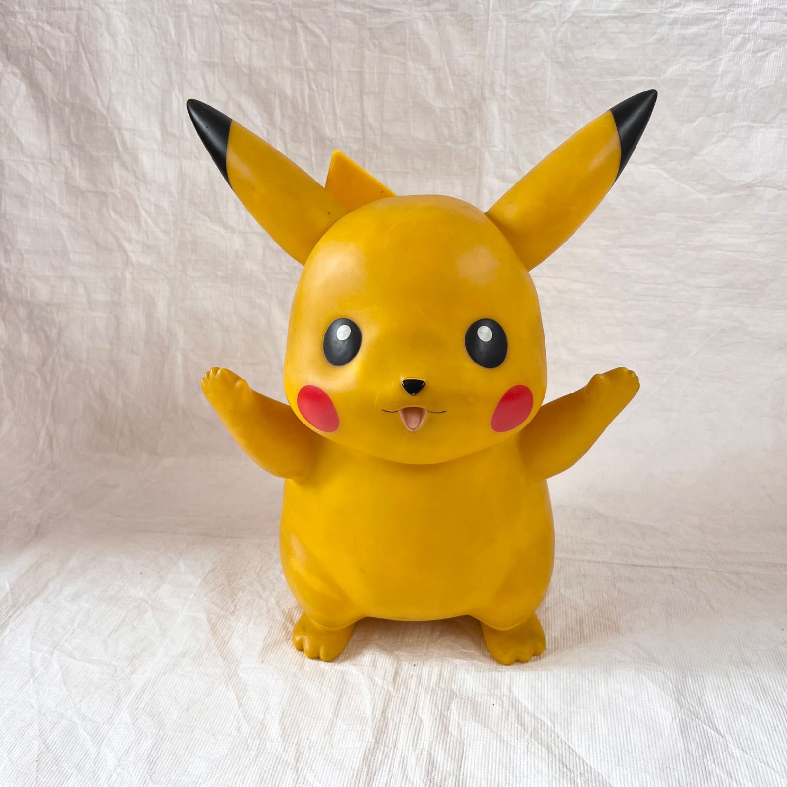 1998年頃にトミー（TOMY）から発売された「光る！おしゃべりピカチュウ