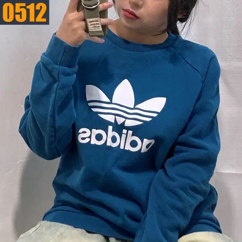 100 ADIDAS アディダス ビックロゴ スウェット Tシャツ L