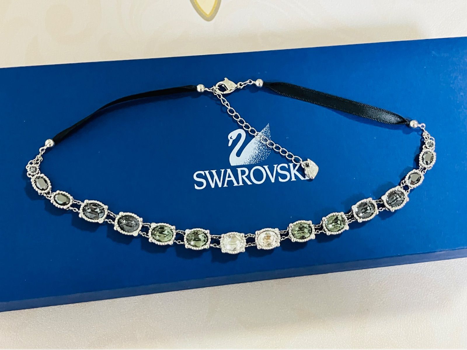 スワロフスキー Swarovski Rosette チョーカーネックレス