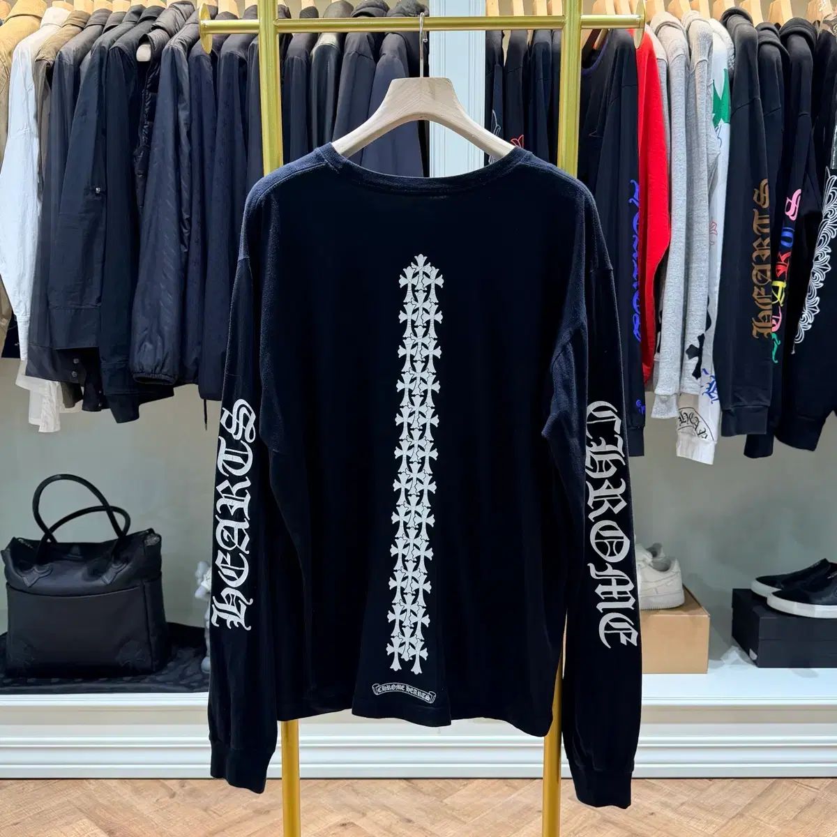LEE ブランド XL / CHROME HAEATS クロムハーツ セメタリー クロス バックロゴ ロングスリーブ Tシャツ 84,296円