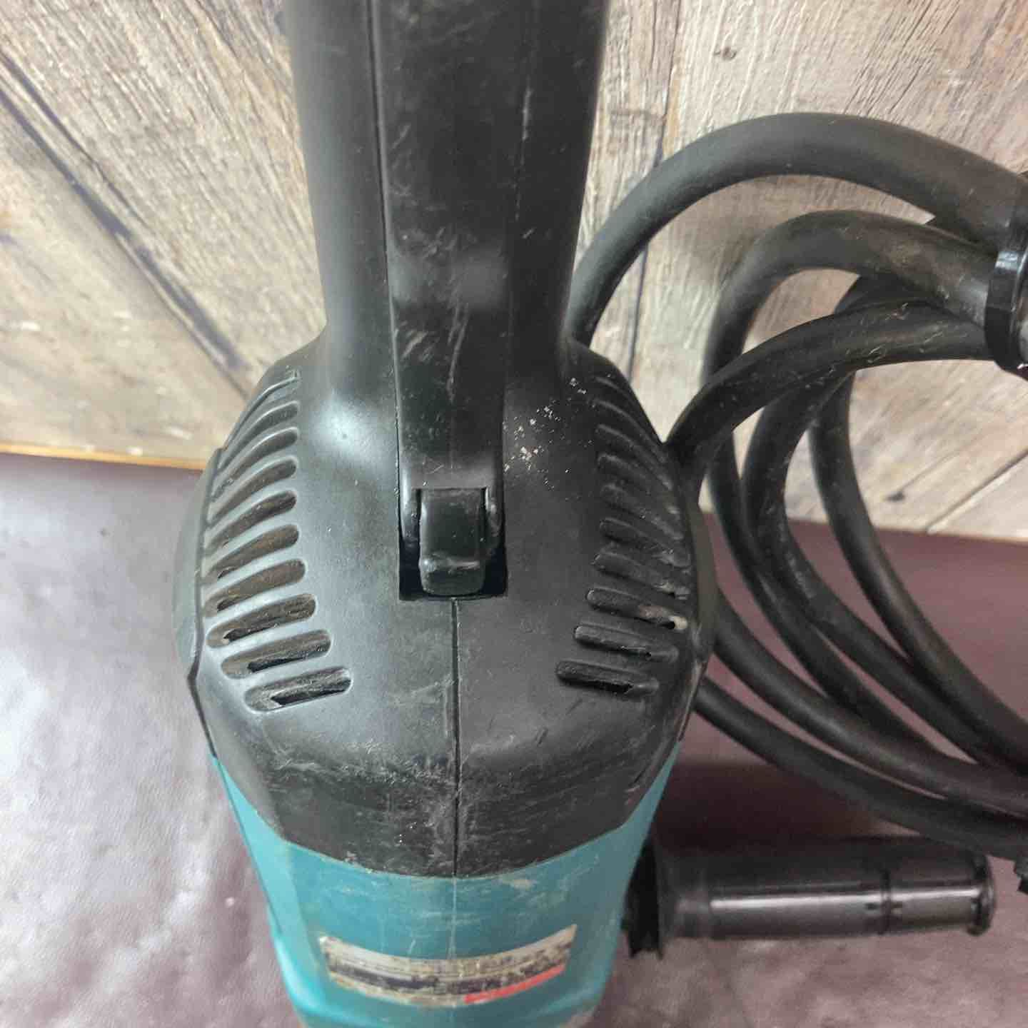 中古品】 マキタ(makita) 180mmディスクグラインダー 9047L 【東大和店
