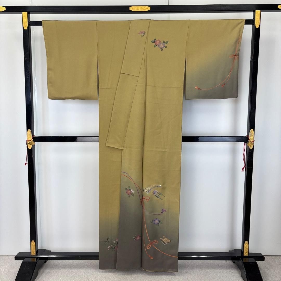 訪問着 和楽器に組紐 暈し 花模様 金彩 市紅茶色 K-5953 訪問着 和楽器に組紐 暈し 花模様 金彩 市紅茶色 K-5953