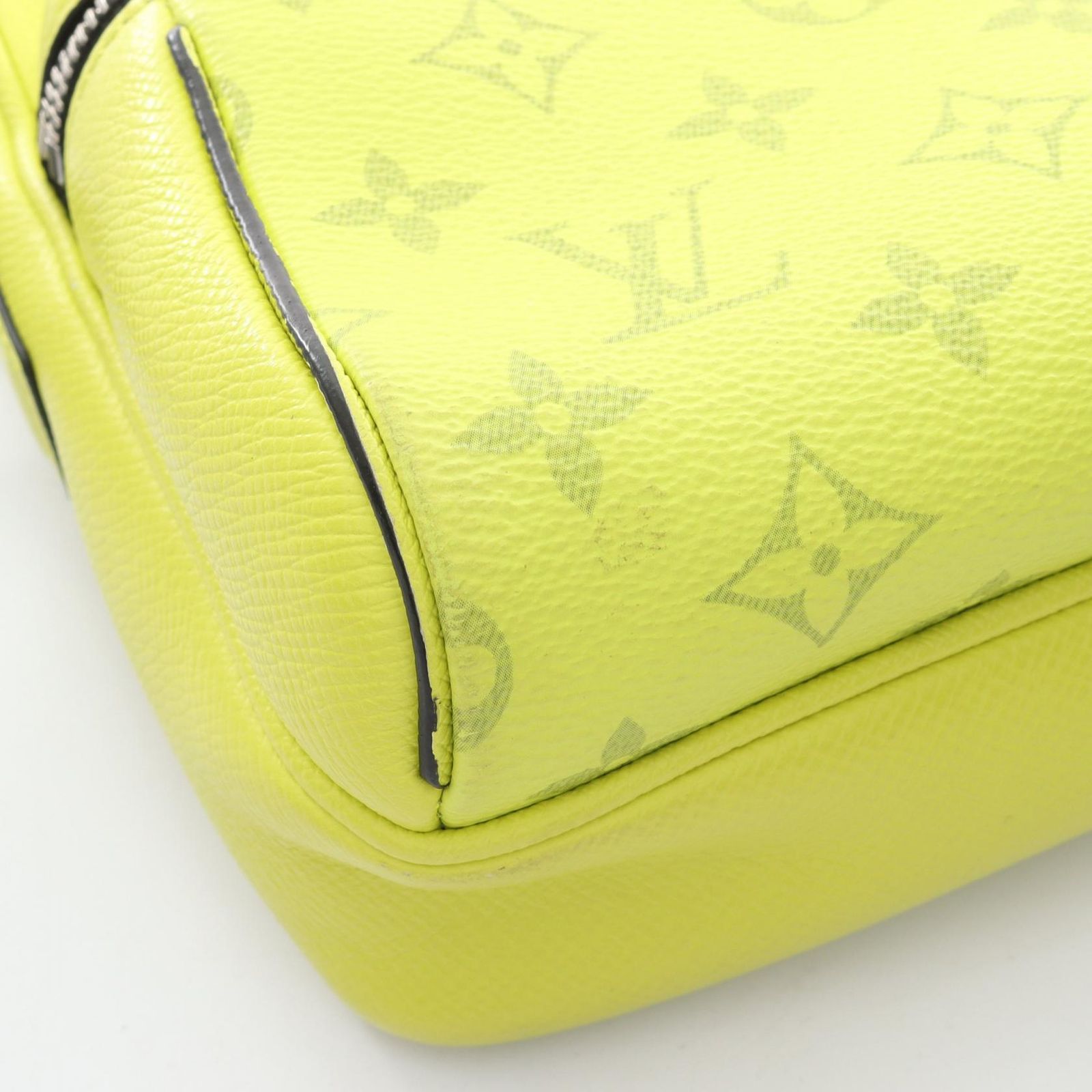 LOUIS VUITTON ルイ・ヴィトン アウトドア メッセンジャー PM ショルダーバッグ LOUIS VUITTON ルイ・ヴィトン アウトドア メッセンジャー PM ショルダーバッグ