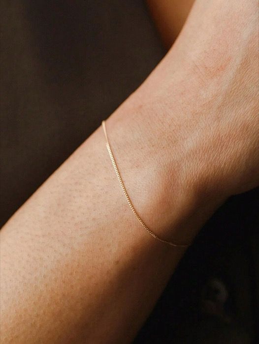 ジュエリー レディース ブレスレット 1個 ファッショナブル ミニマリスト スターリングシルバー 女性用 日常の装飾用 ブレスレット 4,840円
