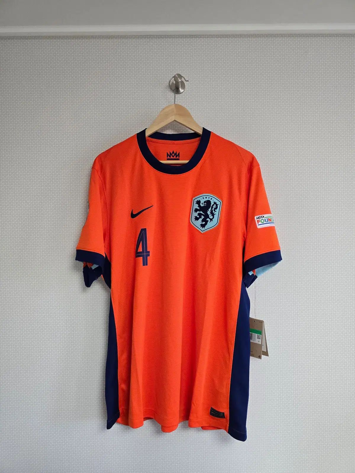 24-26 オランダ HOME No 4 ファン・ダイク 24-26 オランダ HOME No 4 ファン・ダイク