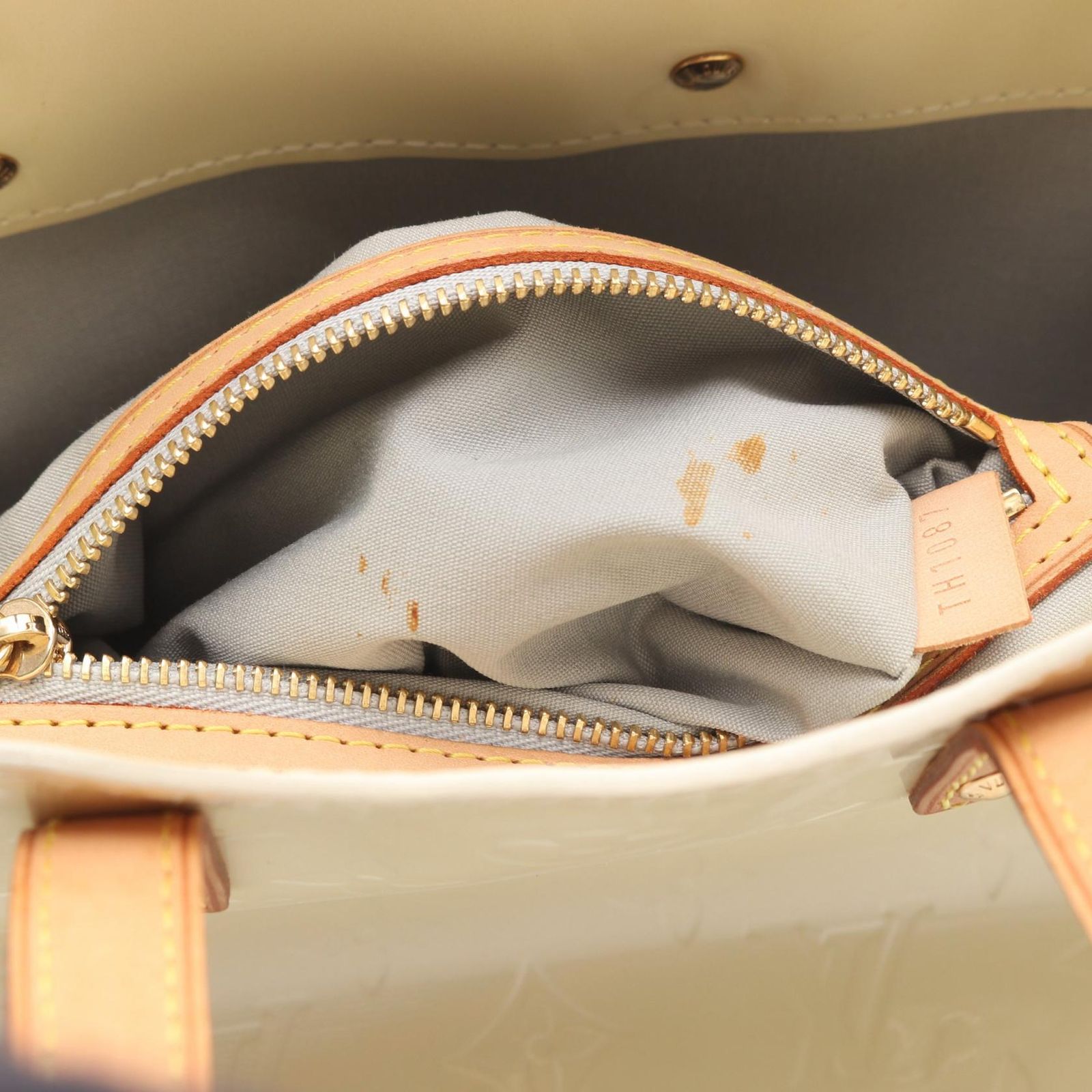 LOUIS VUITTON ルイ・ヴィトン リードPM モノグラムヴェルニ ペルル 