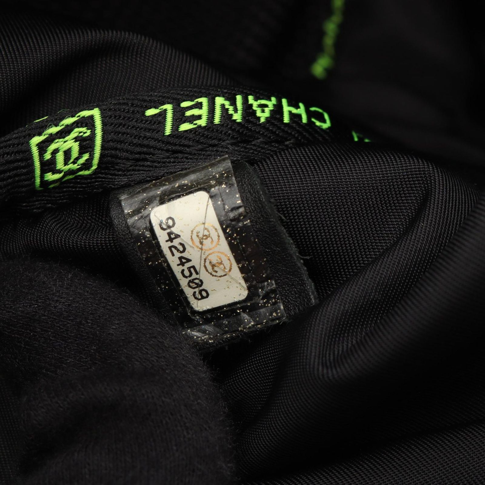 CHANEL シャネル スポーツライン ココマーク ショルダーバッグ