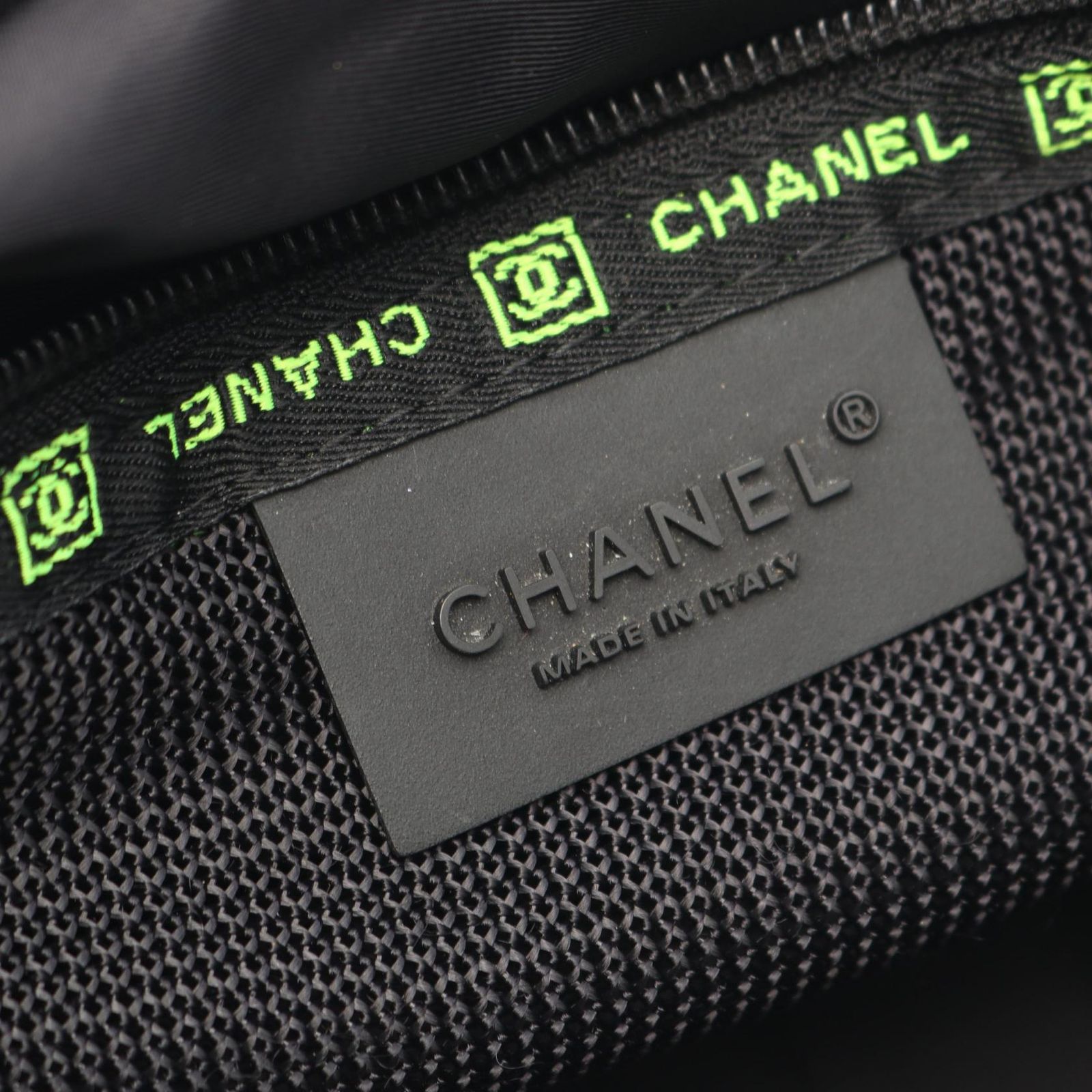 CHANEL シャネル スポーツライン ココマーク ショルダーバッグ