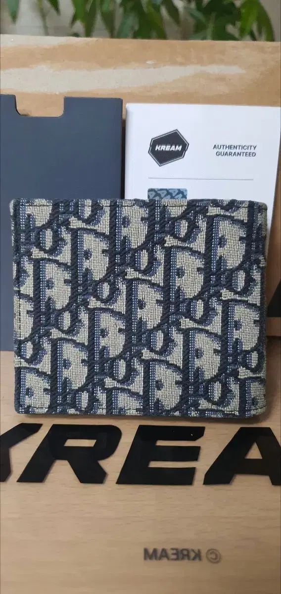 ディオール オブリーク 二つ折り財布/財布 正規品 S級 (鑑定O) ディオール オブリーク 二つ折り財布/財布 正規品 S級 (鑑定O)