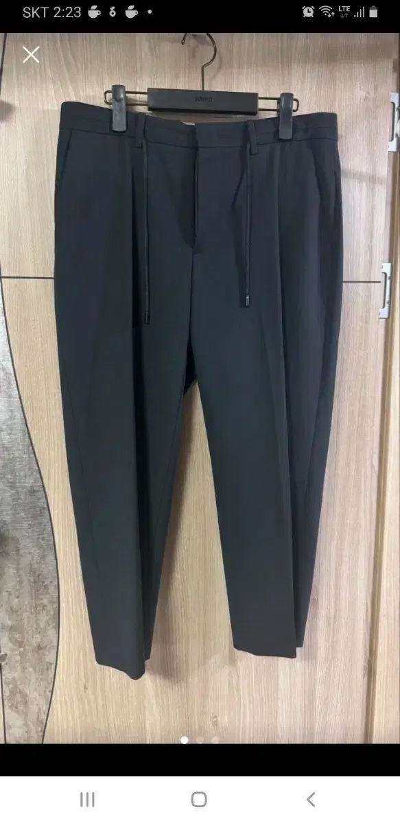 Juun.J(ジュンジェイ) レギュラーストレートシャーリングスラックスパンツ 48