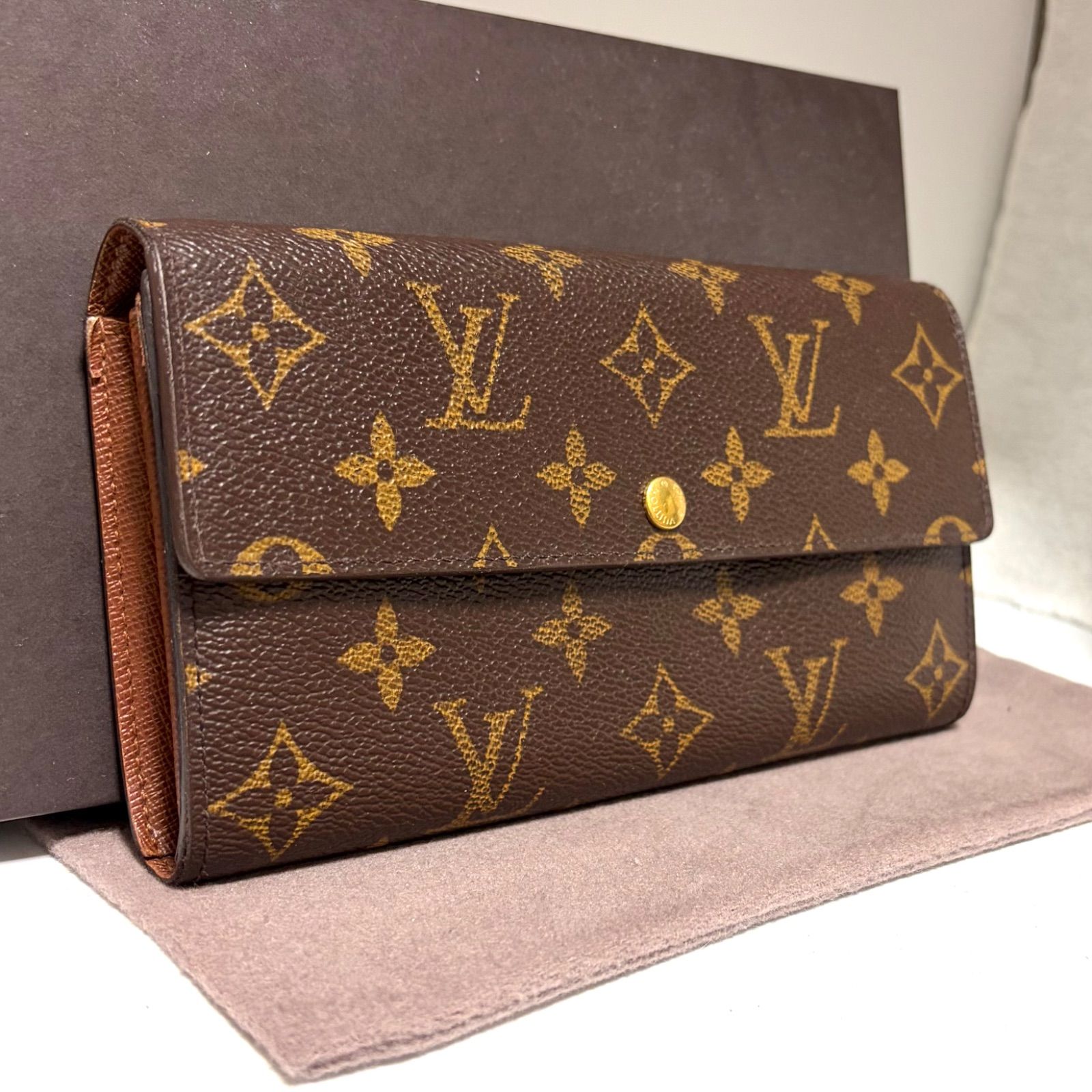 c80 ポルトフォイユ サラ　旧型　Louis Vuitton ルイ ヴィトン 　2つ 折り　二つ折り　フラップ ボタン 式　長 財布　ウォレット　モノグラム