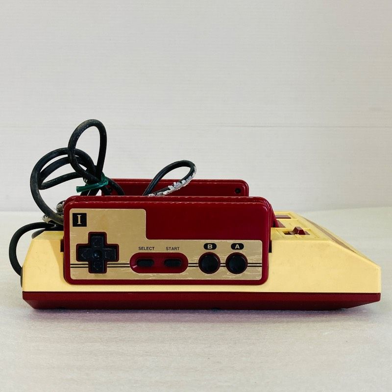 動作未確認】【箱付き】任天堂 ファミリーコンピュータ HVC-001