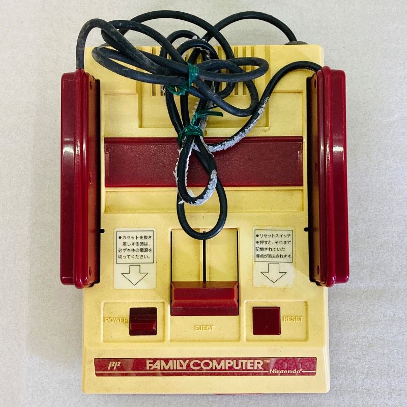 任天堂ヒストリーコレクションDX ファミリーコンピュータ HVC-001 動作未確認】【箱付き】任天堂 ファミリーコンピュータ HVC-001