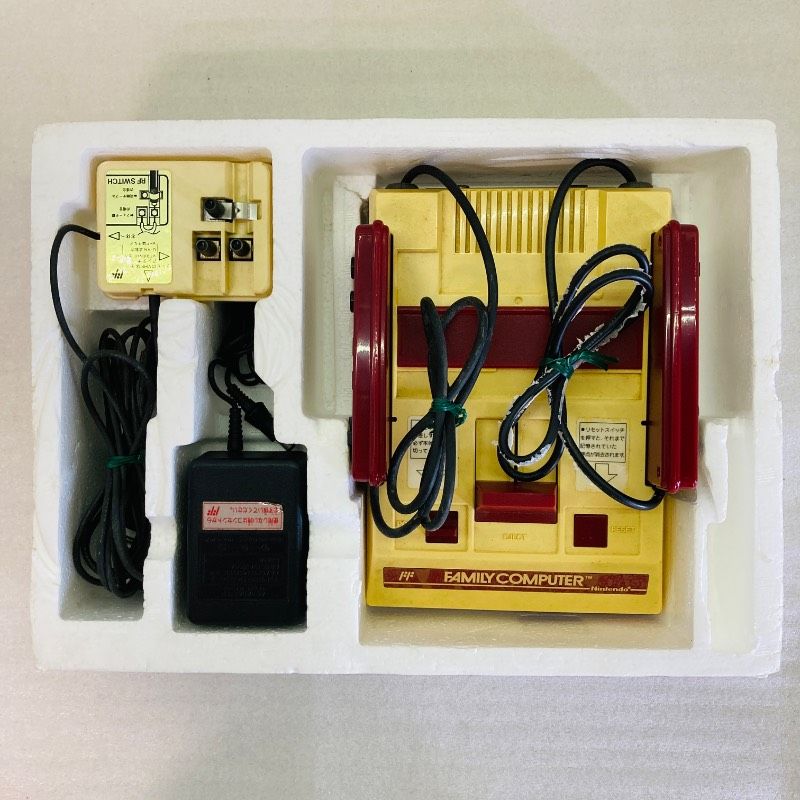 ファミコン本体　HVC-001　動作未確認 動作未確認 ジャンク品】NINTENDO/HVC-001/任天堂/ファミリー