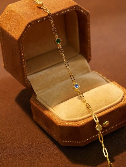 ジュエリー レディース ブレスレット ホリデーを象徴する5つのカラーのキュービックジルコニアをあしらった、925シルバーブレスレット1個