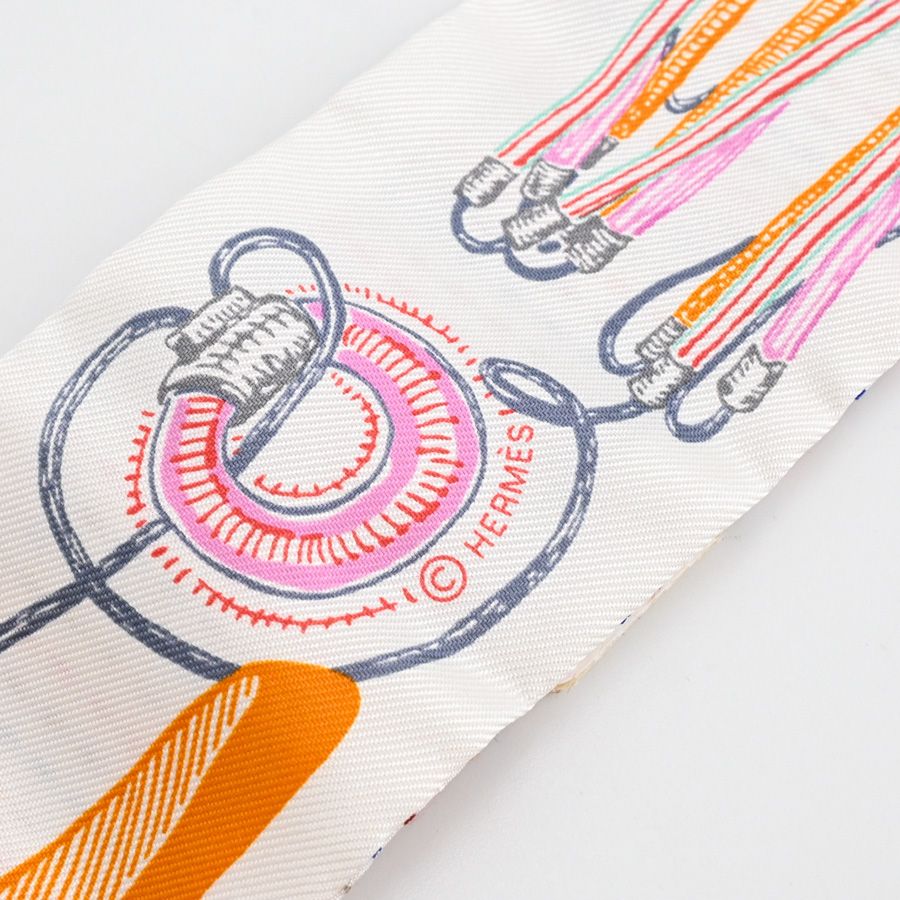 HERMES エルメス スカーフ ツイリーポワンティエ - メルカリ