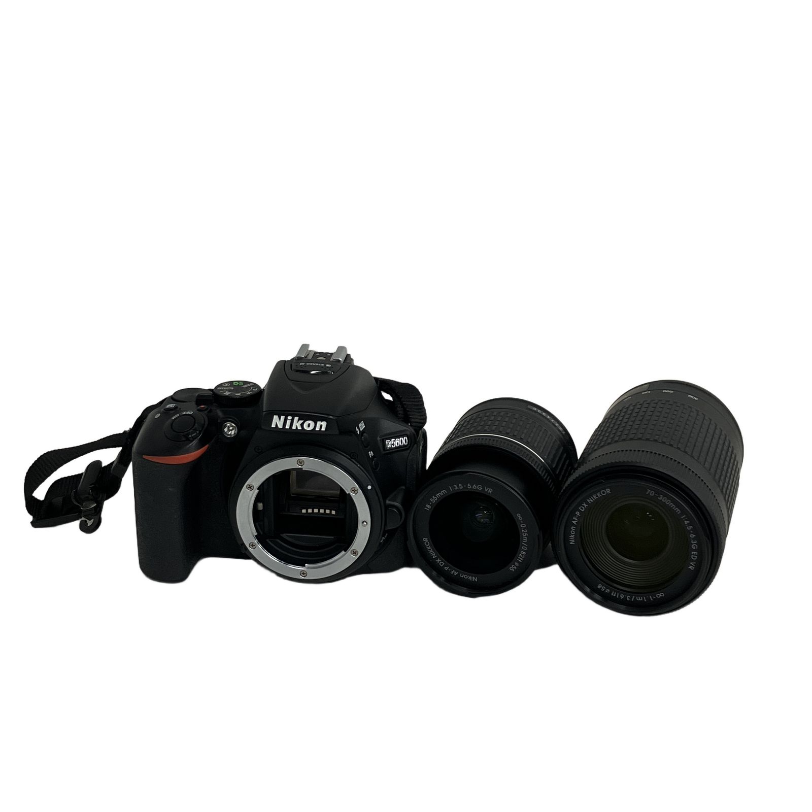 Nikon D5600 ニコンFマウント ダブルズームレンズキット ダブルズームキット 18-55mm 70-300mm 中古 S11216673