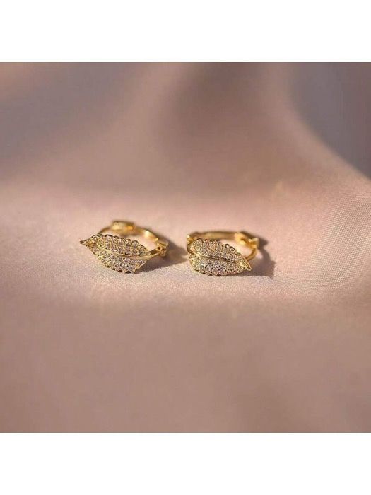 ジュエリー レディース イヤーアクセサリー 1ペア S925 純銀 金めっき フレンチ クラシックデザイン 葉っぱ形 女性用 スタッドピアス