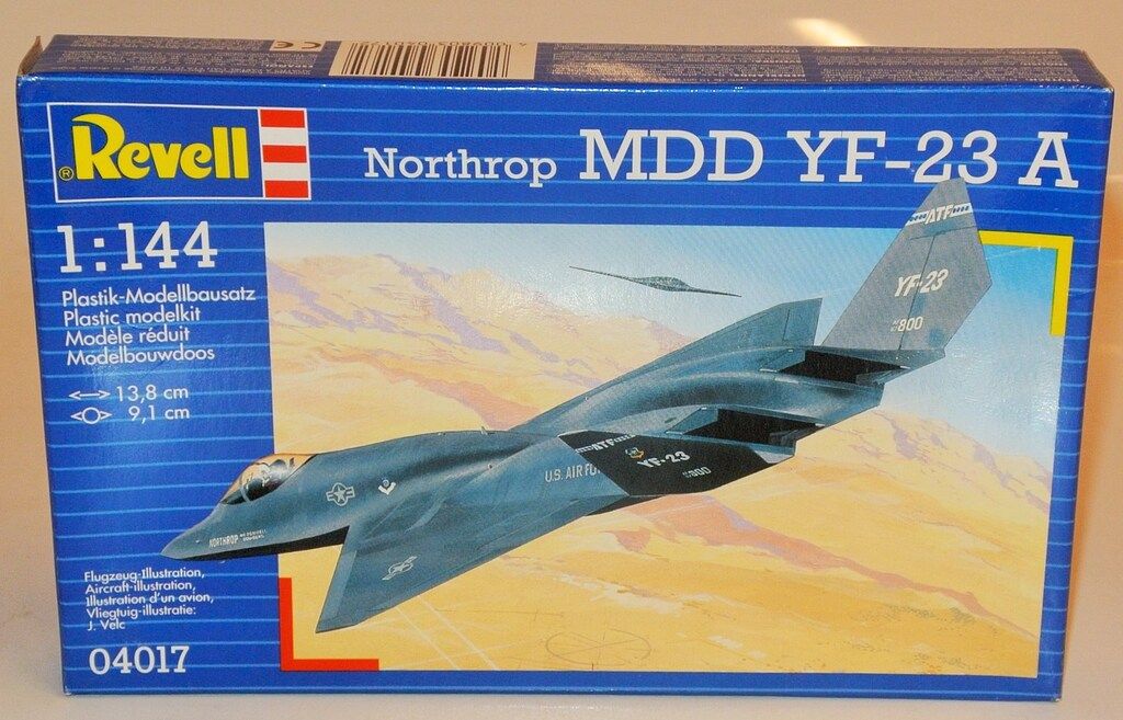 Revell 1/72スケール Northrop MDD YF-23 A 4017