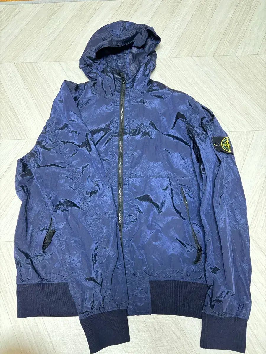 STONE ISLAND ストーンアイランド ジャケット 出品