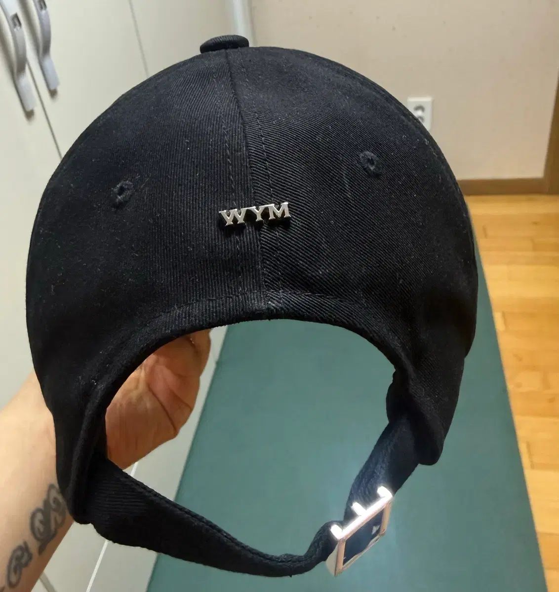 新品同様❗️wooyongmi ウーヨンミ WYM ロゴ ボールキャップ 黒 【公式