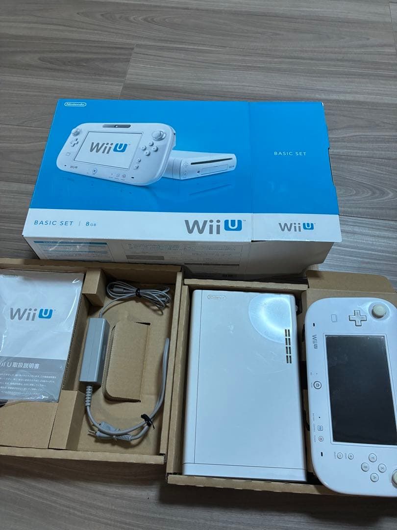 Nintendo Wii U WII U ベーシック　一部付属品なし